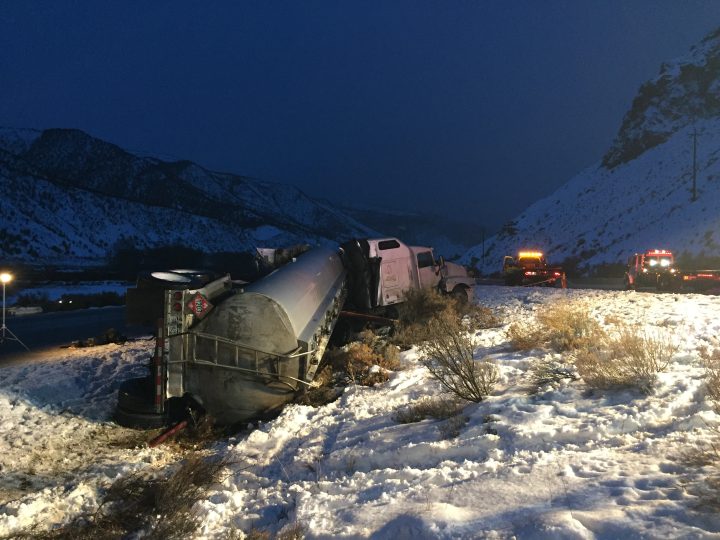 truck crash in snow
